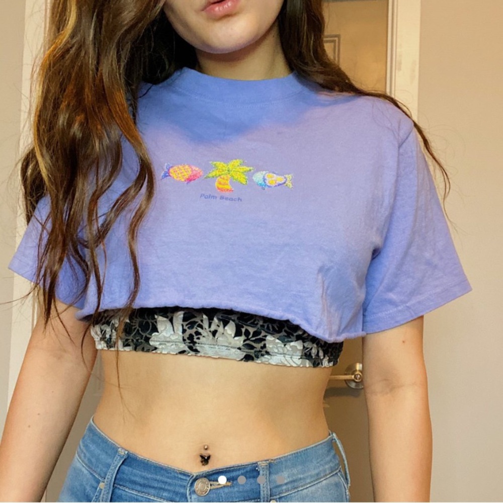 LIGHT PURPLE CROPPED TEE 🤩🤩